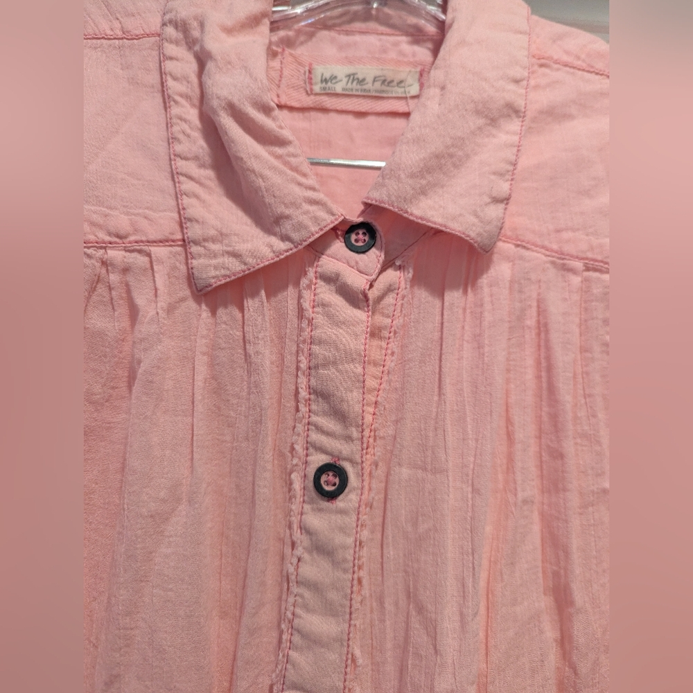 We the Free Soft Pink Float Away Gauzy Cotton Button Up Blouse Size Small EUC - Picture 4 of 8
